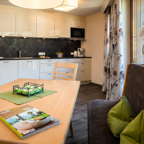 Apartement Matschöl Serfaus Lazid Küche Sitzecke